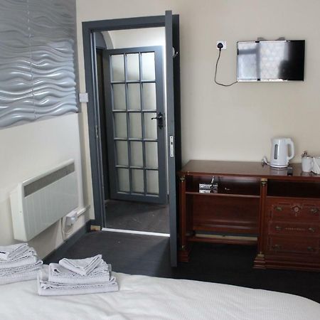 Donegal Lodgings - Apt 3 - Br En-Suite Донегол Экстерьер фото